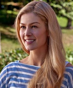 Rosamund Pike