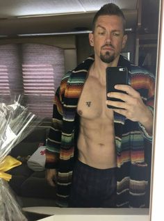 Steve Howey