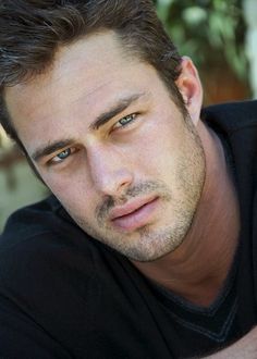 Taylor Kinney