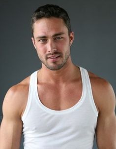 Taylor Kinney