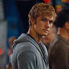 Alex Pettyfer