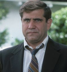 Dan Lauria