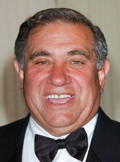 Dan Lauria