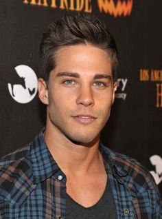 Dean Geyer