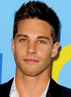 Dean Geyer