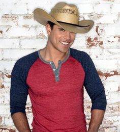 Dustin Lynch