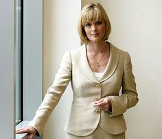 Julie Etchingham