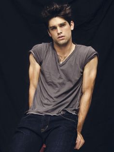 Justin Gaston