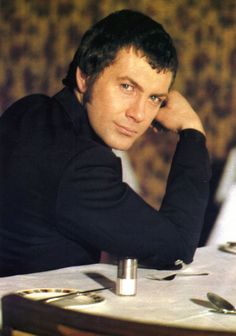 Lewis Collins