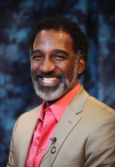 Norm Lewis