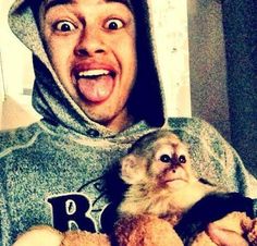 Alfredo Flores