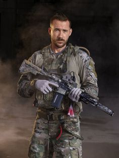 Barry Sloane