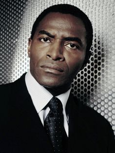 Carl Lumbly