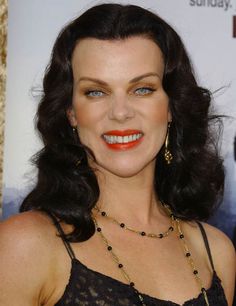 Debi Mazar