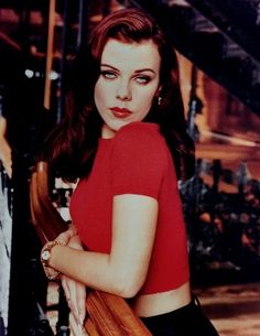 Debi Mazar