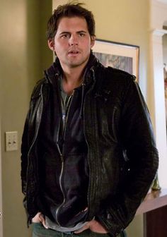 Kristoffer Polaha