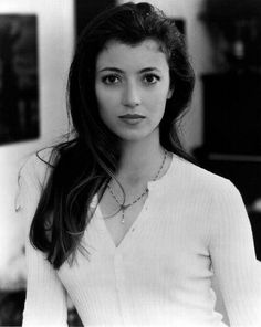 Mia Sara