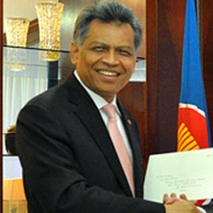 Surin Pitsuwan