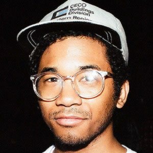 Toro Y Moi