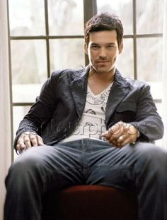 Eddie Cibrian