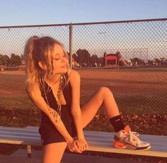 Emily Alyn Lind