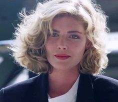 Kelly McGillis