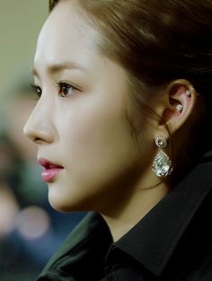 Park Min-young