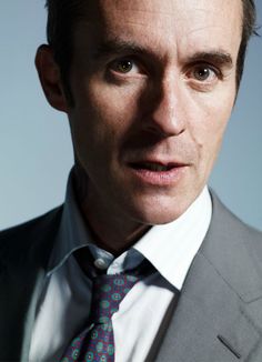 Stephen Dillane