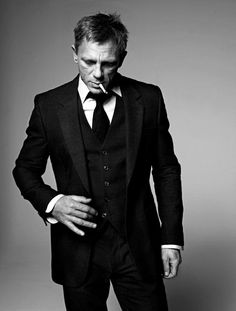 Daniel Craig