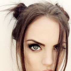 Elizabeth Gillies