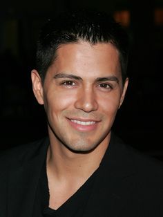 Jay Hernandez