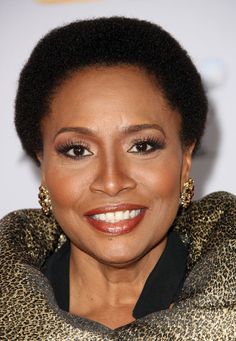 Jenifer Lewis