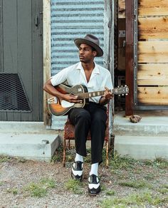 Leon Bridges