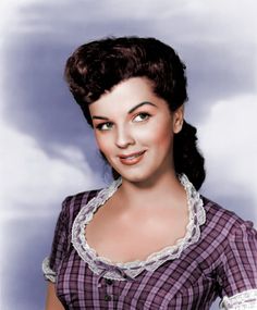 Lisa Gaye