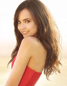 Sofia Carson