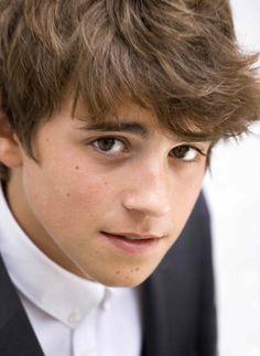 Charlie Rowe