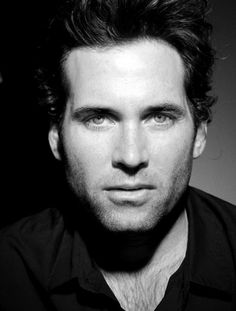 Eion Bailey