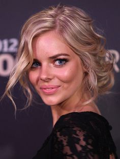 Samara Weaving