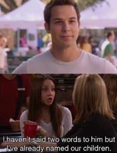 Skylar Astin