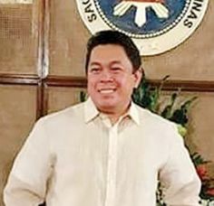 Dennis Padilla