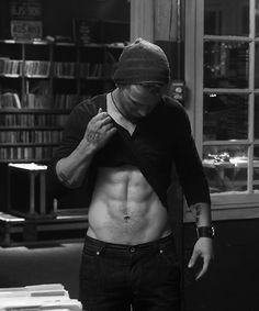 Freddie Stroma