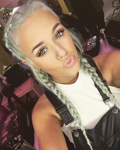 Lottie Tomlinson