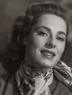 Viveca Lindfors