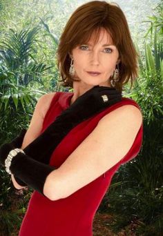 Annabel Giles