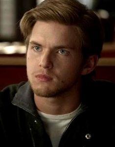 Chris Brochu