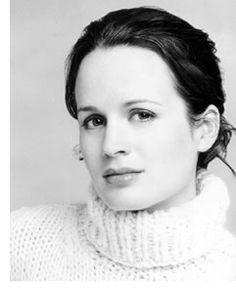 Elizabeth Reaser