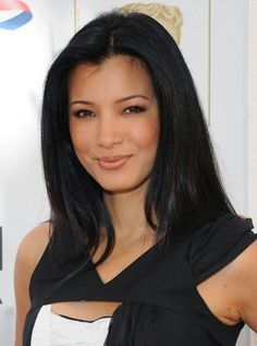 Kelly Hu