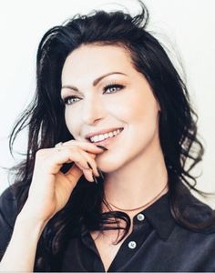 Laura Prepon