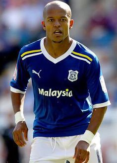 Robert Earnshaw