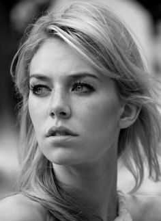 Vanessa Kirby